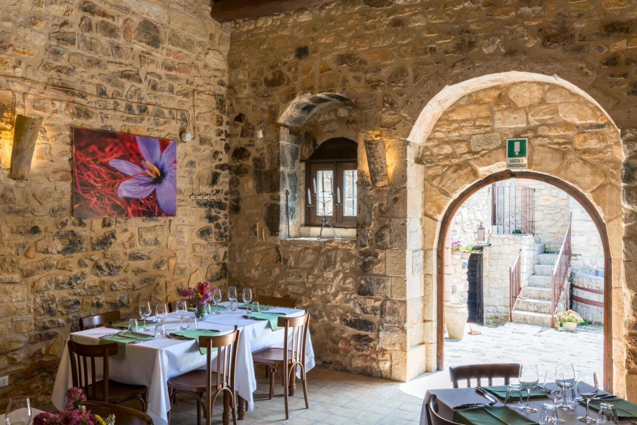 Masseria Fortificata Lo Zafferaneto Buccheri ภายนอก รูปภาพ